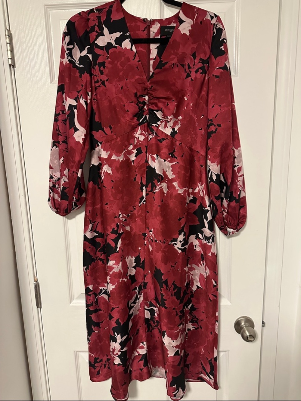Banana Republic Red & Black Floral Long-Sleeve Midi Dress